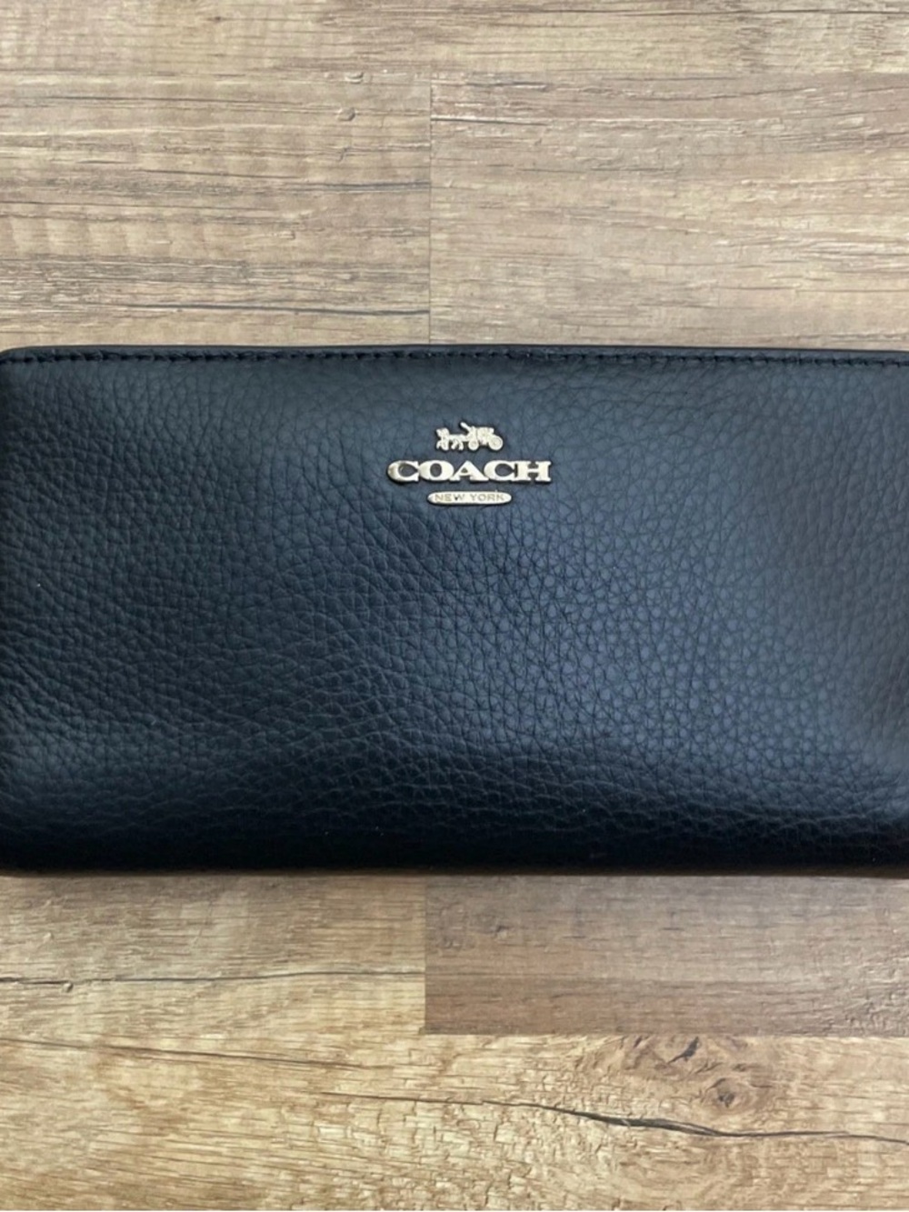 Coach Black Pebbled Leather Slim Zip Card Holder with Gold Logo